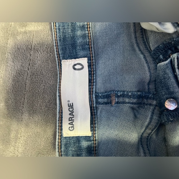 High-Rise Button Up Blue Skinny Jeans - Picture 3 of 4